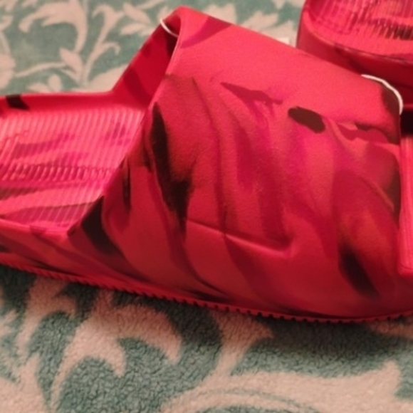 Red Slide Sandals - Picture 4 of 8